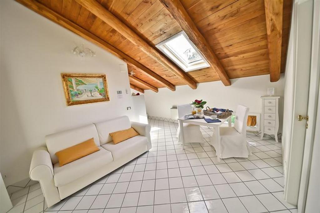 אגרופולי Palazzo Dogana Rooms מראה חיצוני תמונה