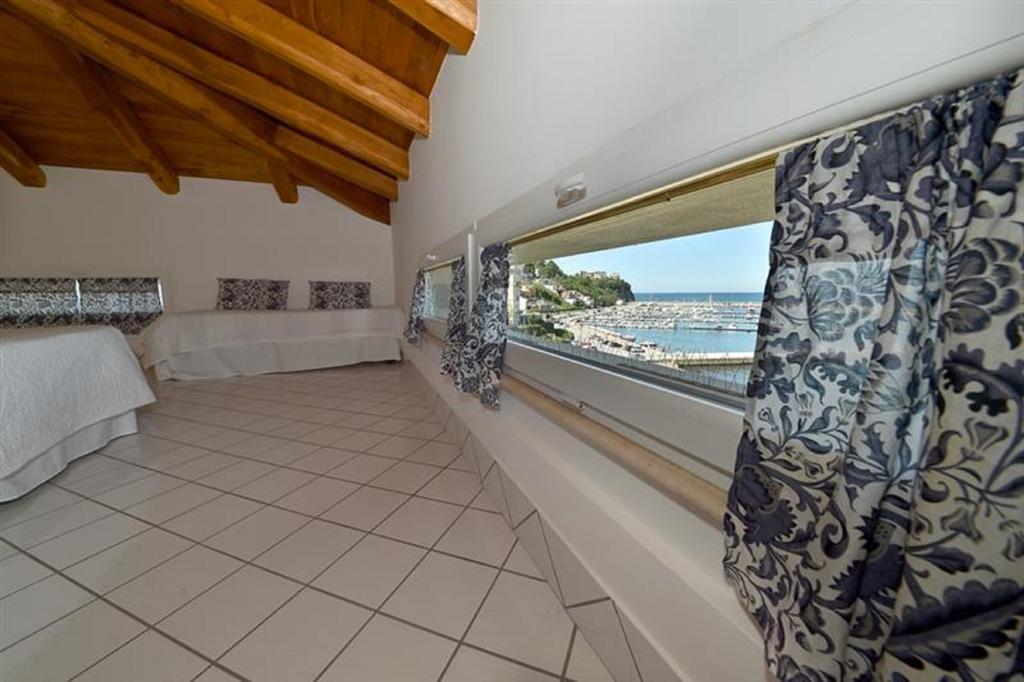 אגרופולי Palazzo Dogana Rooms מראה חיצוני תמונה